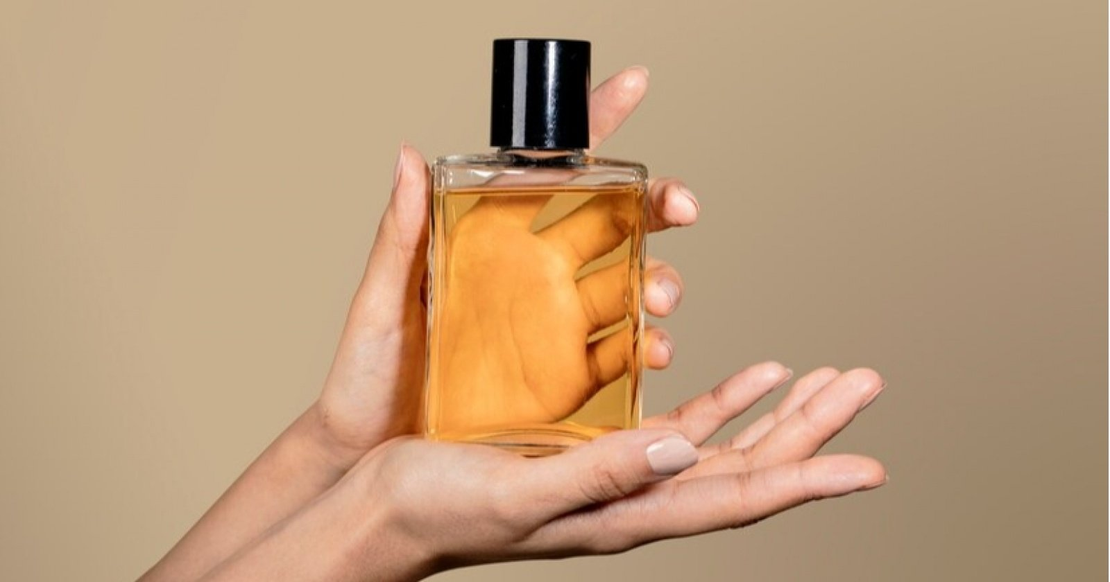 Perbedaan EDP, EDT, dan Parfum Oil