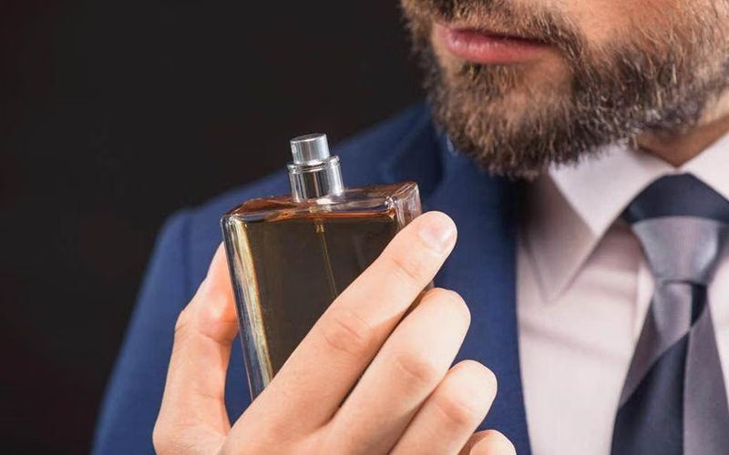 5 Tips Agar Parfum Lebih Tahan Lama